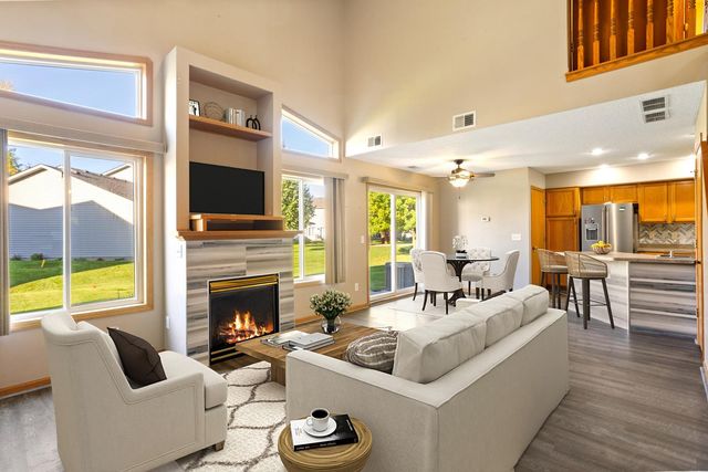 1200 Willow Trail, Farmington, MN 55024