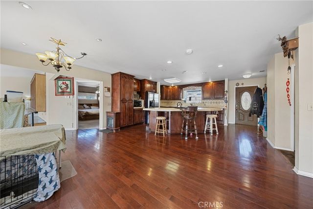 1607 Echo Drive, San Bernardino, CA 92404