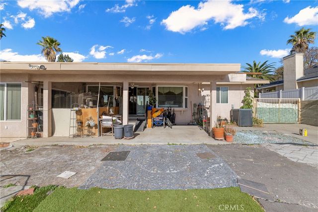 1607 Echo Drive, San Bernardino, CA 92404