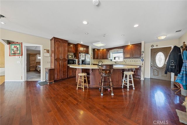 1607 Echo Drive, San Bernardino, CA 92404