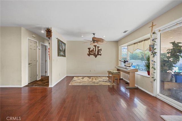 1607 Echo Drive, San Bernardino, CA 92404