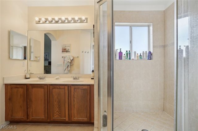 3350 Dandolo CIR, Cape Coral, FL 33909