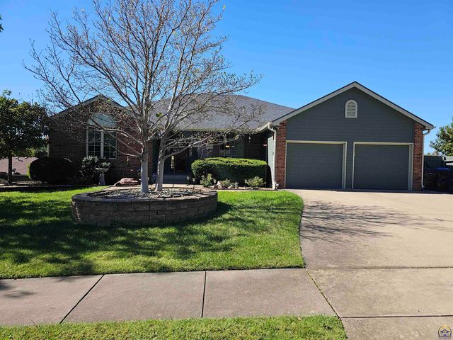 1525 SW Village DR, Topeka, KS 66604