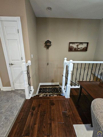 1525 SW Village DR, Topeka, KS 66604