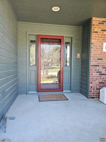 1525 SW Village DR, Topeka, KS 66604