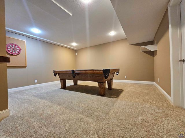 1525 SW Village DR, Topeka, KS 66604