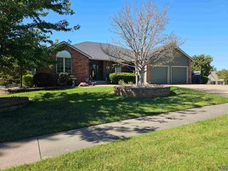 1525 SW Village DR, Topeka, KS 66604