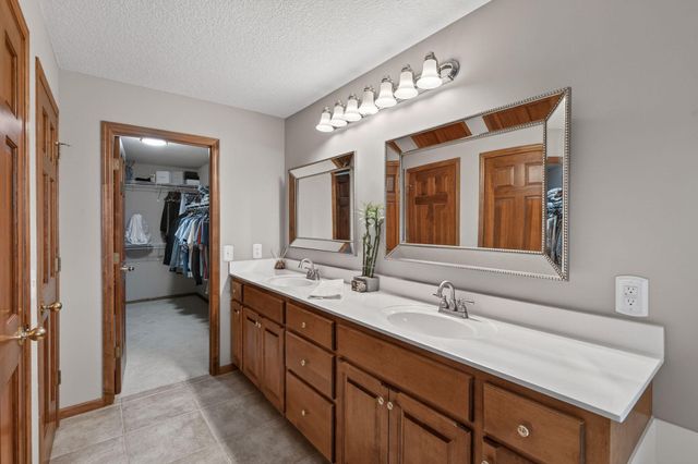 249 Tristan Drive, Victoria, MN 55331