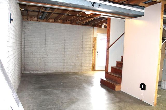 6306 S 25 Street, St Joseph, MO 64504