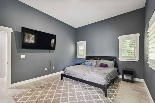 4755 W TARPON STREET, Tampa, FL 33616