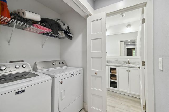 4755 W TARPON STREET, Tampa, FL 33616