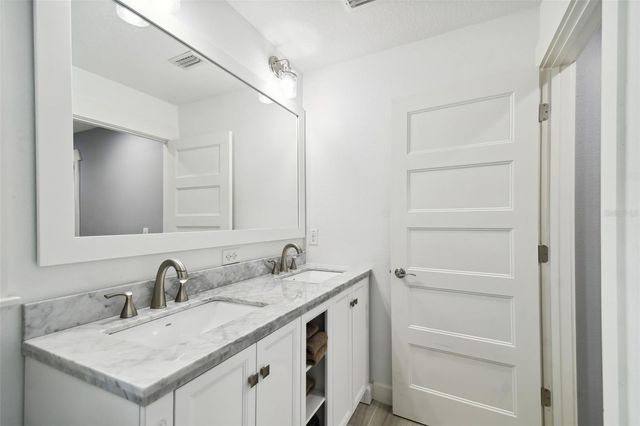 4755 W TARPON STREET, Tampa, FL 33616