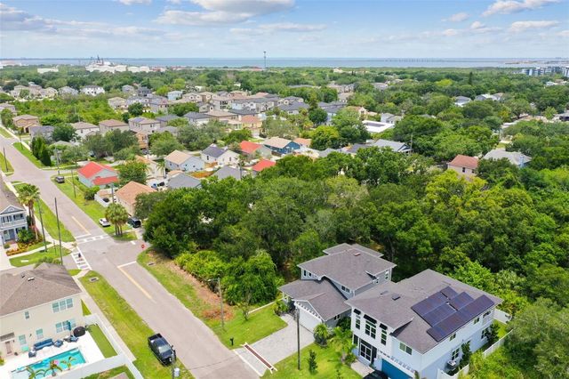 4755 W TARPON STREET, Tampa, FL 33616