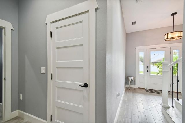 4755 W TARPON STREET, Tampa, FL 33616