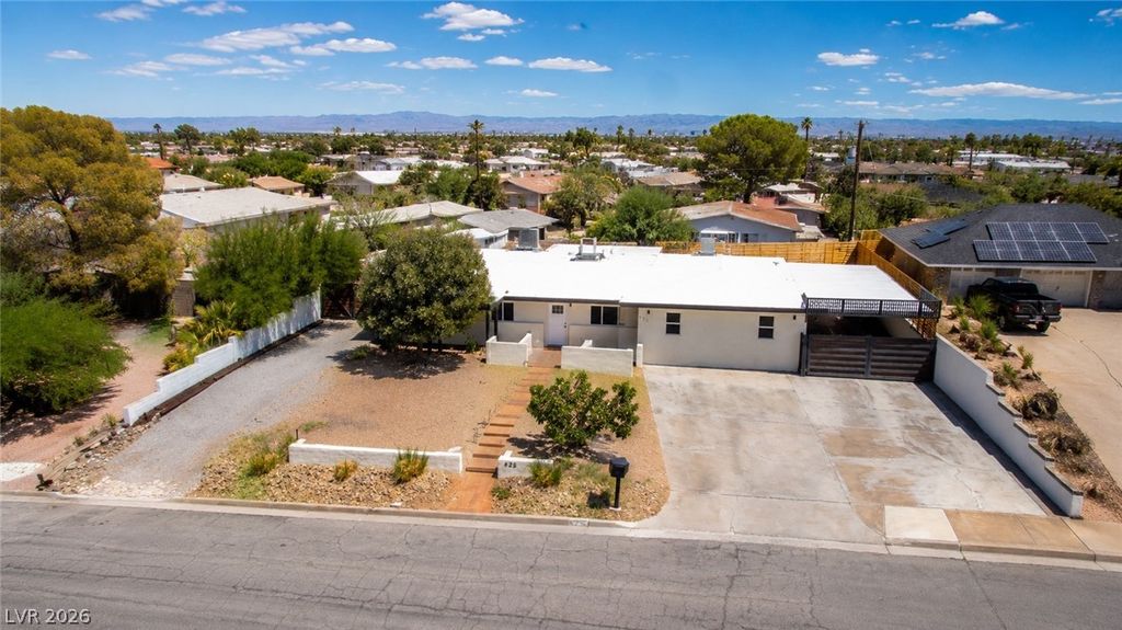 425 Blackridge Road, Henderson, NV 89015 — photo 2