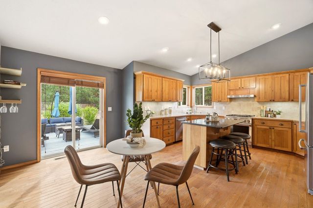 6456 N Villier Rd, Nine Mile Falls, WA 99026