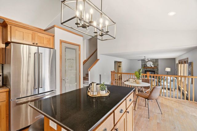 6456 N Villier Rd, Nine Mile Falls, WA 99026
