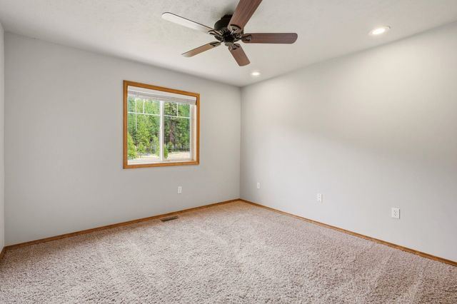 6456 N Villier Rd, Nine Mile Falls, WA 99026