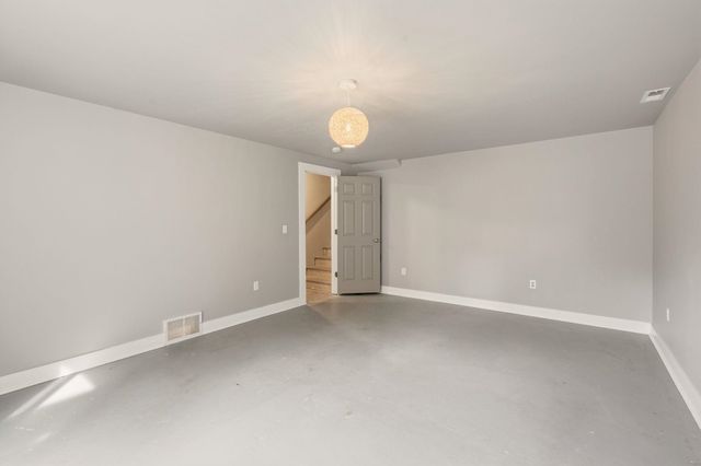 6456 N Villier Rd, Nine Mile Falls, WA 99026
