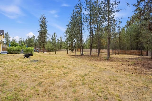 6456 N Villier Rd, Nine Mile Falls, WA 99026