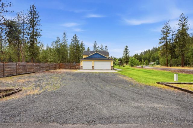 6456 N Villier Rd, Nine Mile Falls, WA 99026