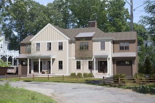 14 Cloelia Terrace 1, Newton, MA 02460