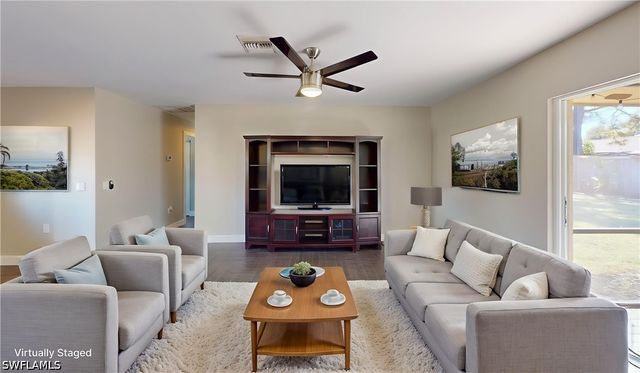 27514 Playa Del Rey LN, Bonita Springs, FL 34135