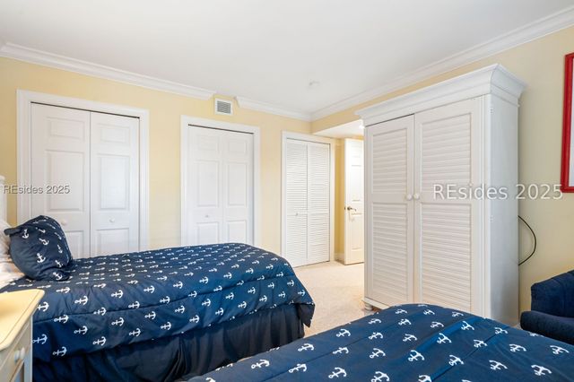 18 Lighthouse Ln Apt 1033, Hilton Head Island, SC 29928