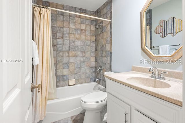 18 Lighthouse Ln Apt 1033, Hilton Head Island, SC 29928