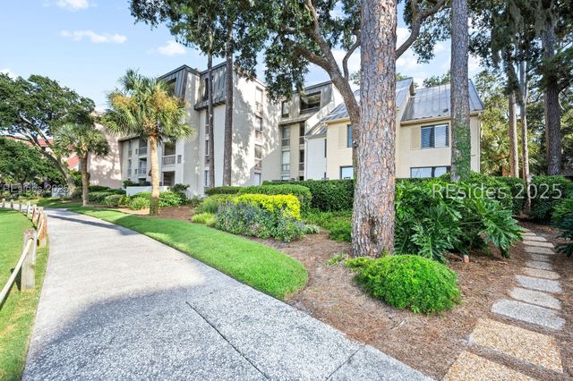 18 Lighthouse Ln Apt 1033, Hilton Head Island, SC 29928