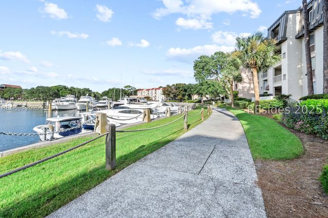 18 Lighthouse Ln Apt 1033, Hilton Head Island, SC 29928