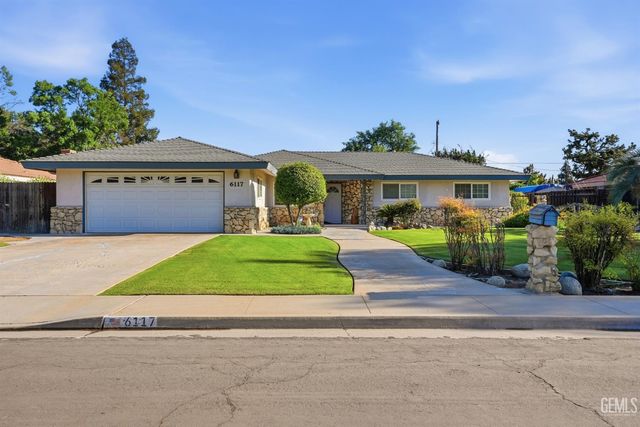 6117 Euclid Avenue, Bakersfield, CA 93308