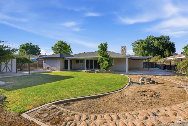 6117 Euclid Avenue, Bakersfield, CA 93308