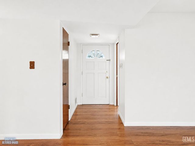 6117 Euclid Avenue, Bakersfield, CA 93308