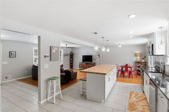 1622 Greensboro Drive, Webster, NY 14580