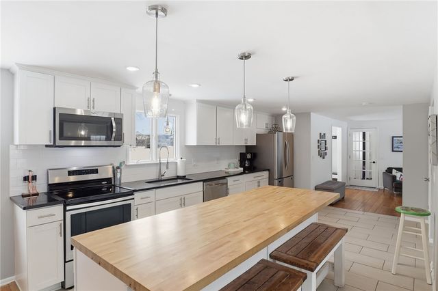 1622 Greensboro Drive, Webster, NY 14580