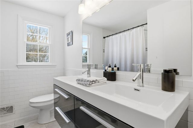 1622 Greensboro Drive, Webster, NY 14580