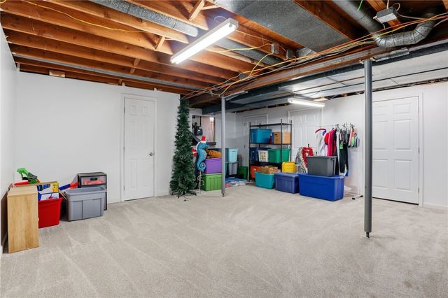 1622 Greensboro Drive, Webster, NY 14580