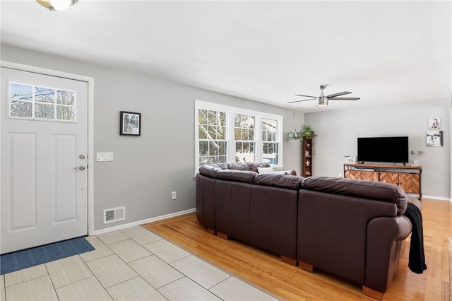 1622 Greensboro Drive, Webster, NY 14580