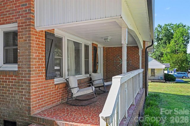 407 S Beaver Street, Landis, NC 28088
