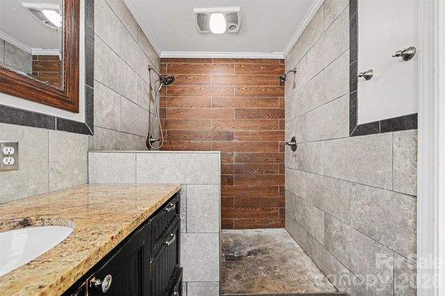 407 S Beaver Street, Landis, NC 28088