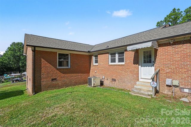 407 S Beaver Street, Landis, NC 28088