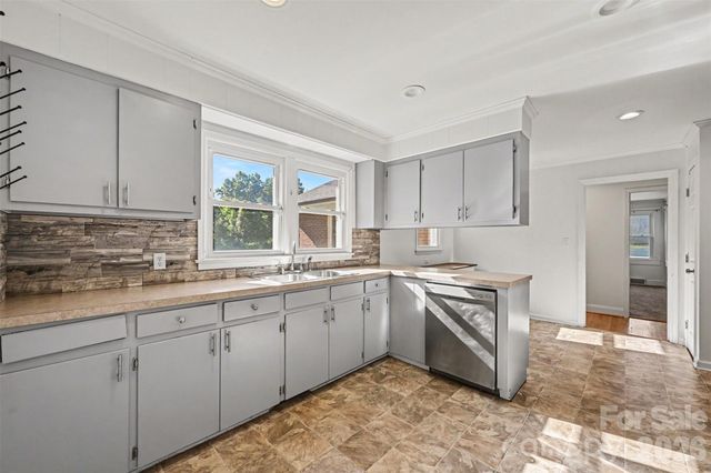 407 S Beaver Street, Landis, NC 28088