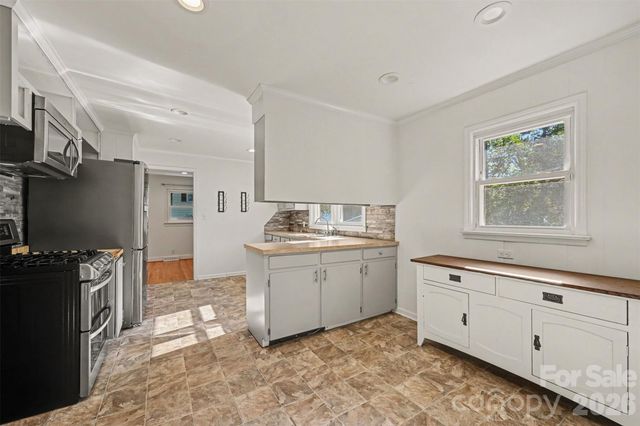 407 S Beaver Street, Landis, NC 28088