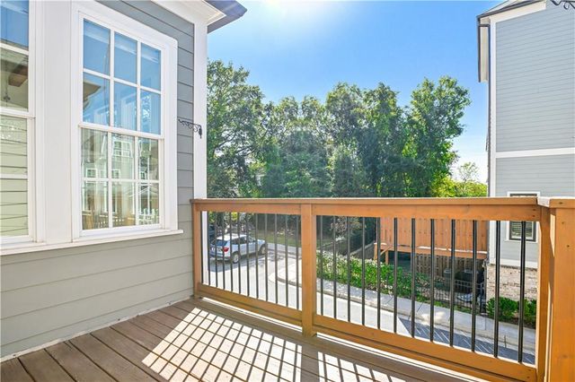 980 Memorial Walk SE, Atlanta, GA 30316