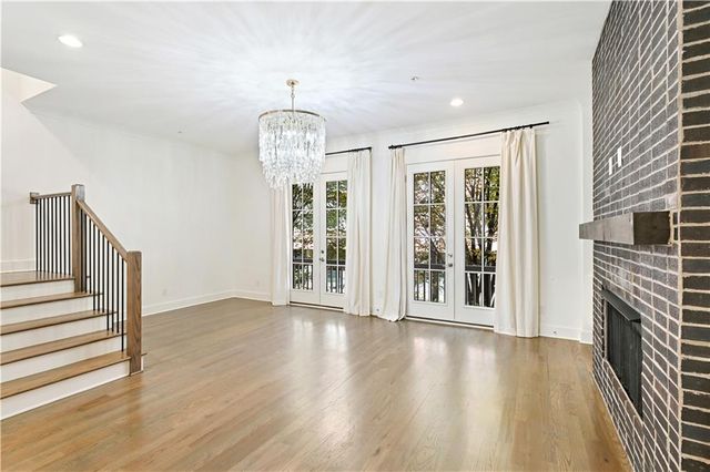 980 Memorial Walk SE, Atlanta, GA 30316