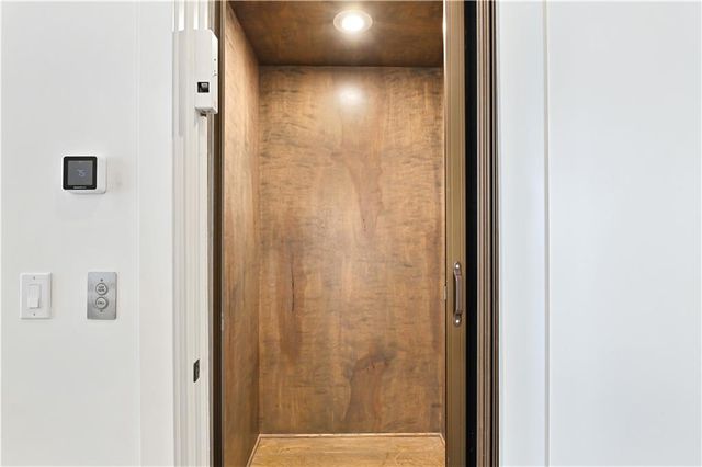 980 Memorial Walk SE, Atlanta, GA 30316