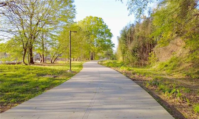 980 Memorial Walk SE, Atlanta, GA 30316
