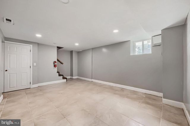 1014 LYNDHURST ST, Baltimore, MD 21229