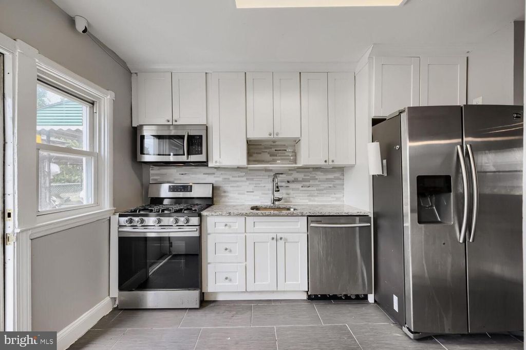 Image 1 of property listing at 1014 LYNDHURST ST, Baltimore, MD 21229